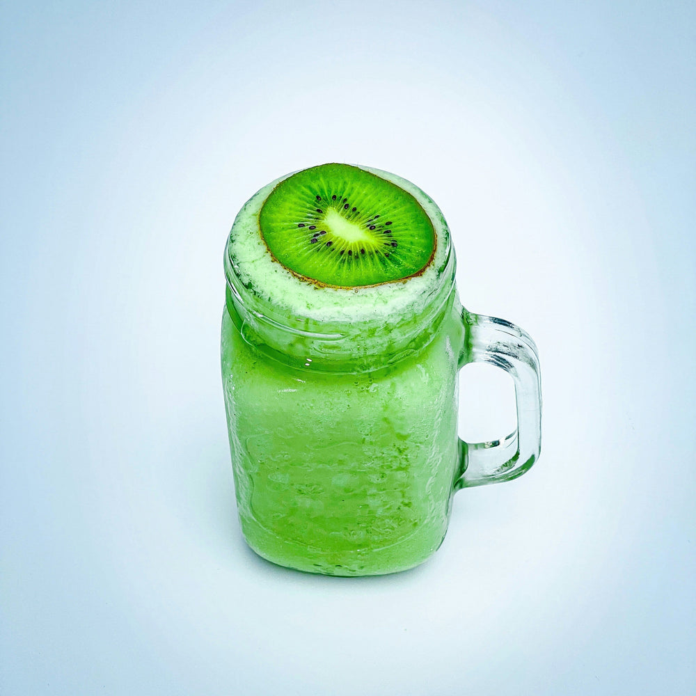 Kiwi Smoothie Recipe (Fast, Easy & High in Protein)