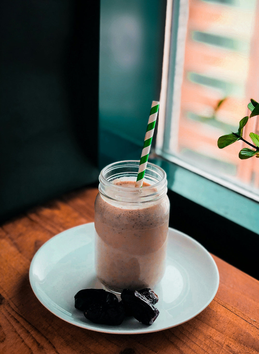 Cacao Smoothie Recipe: How To Make It Fast, Easy & High in Protein?